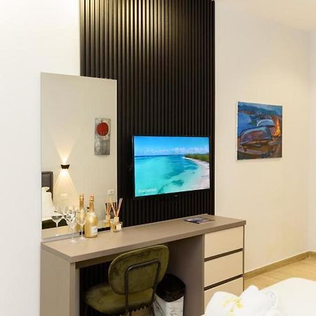 Palm Side Hotel Вльора Екстер'єр фото