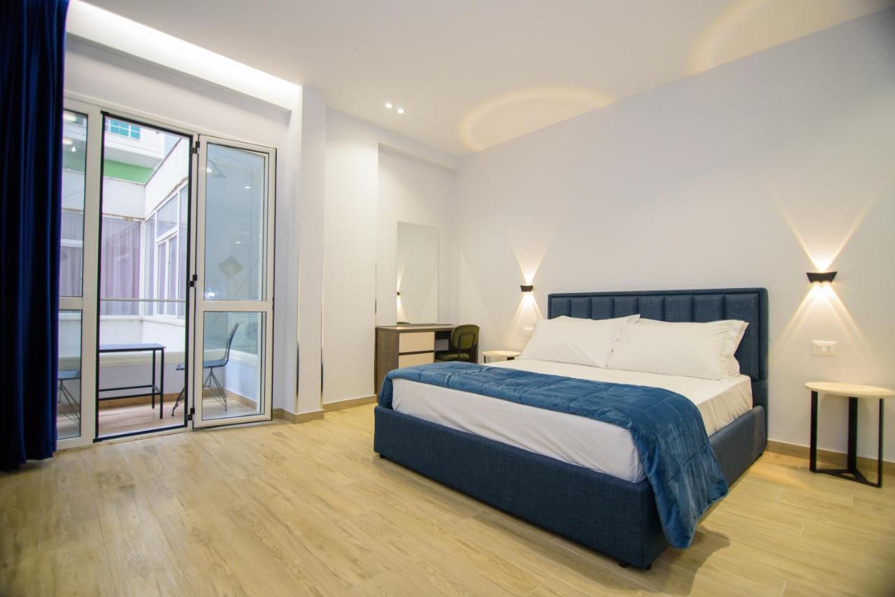 Palm Side Hotel Вльора Екстер'єр фото